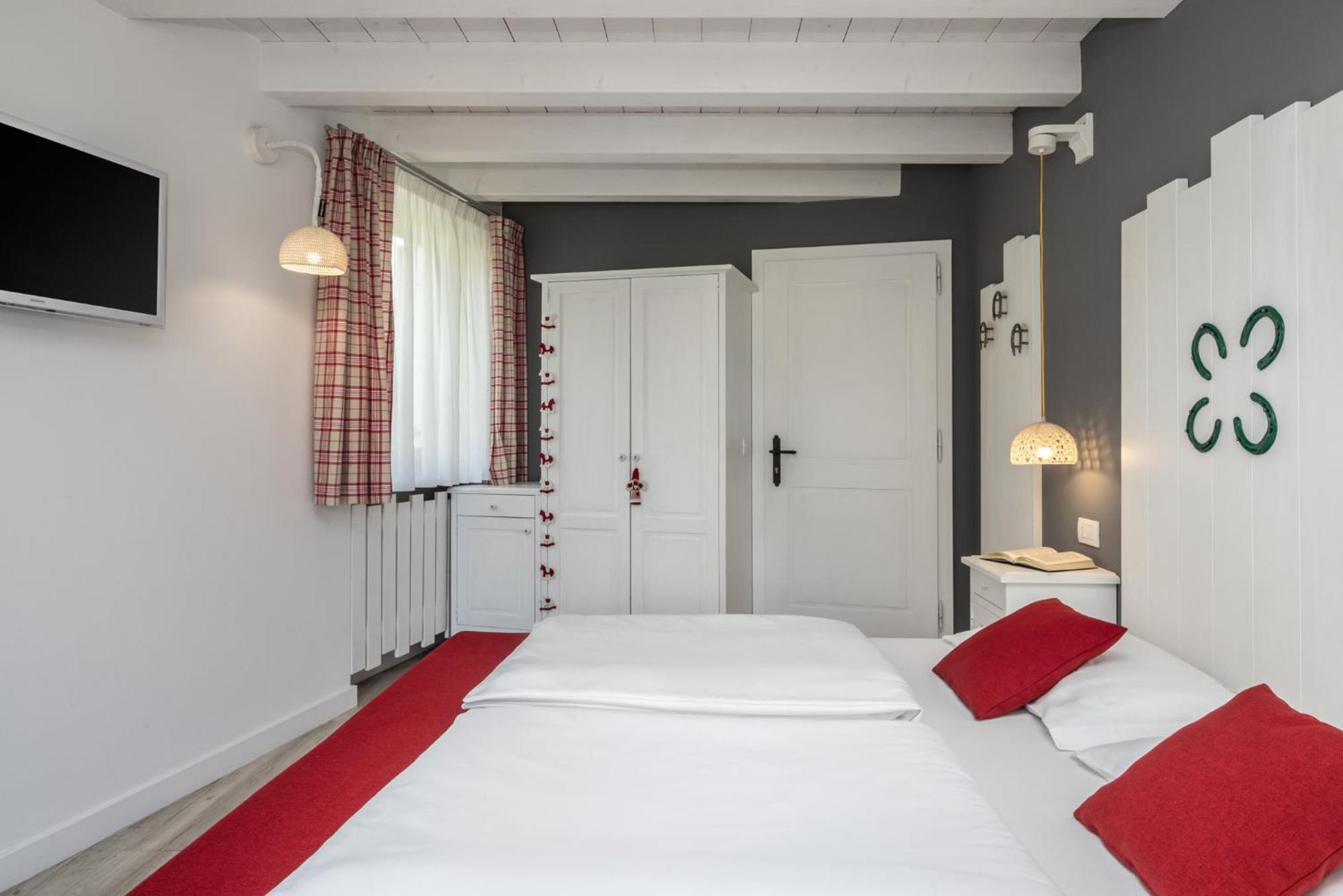 Horse House Bed & Breakfast Romallo Eksteriør bilde