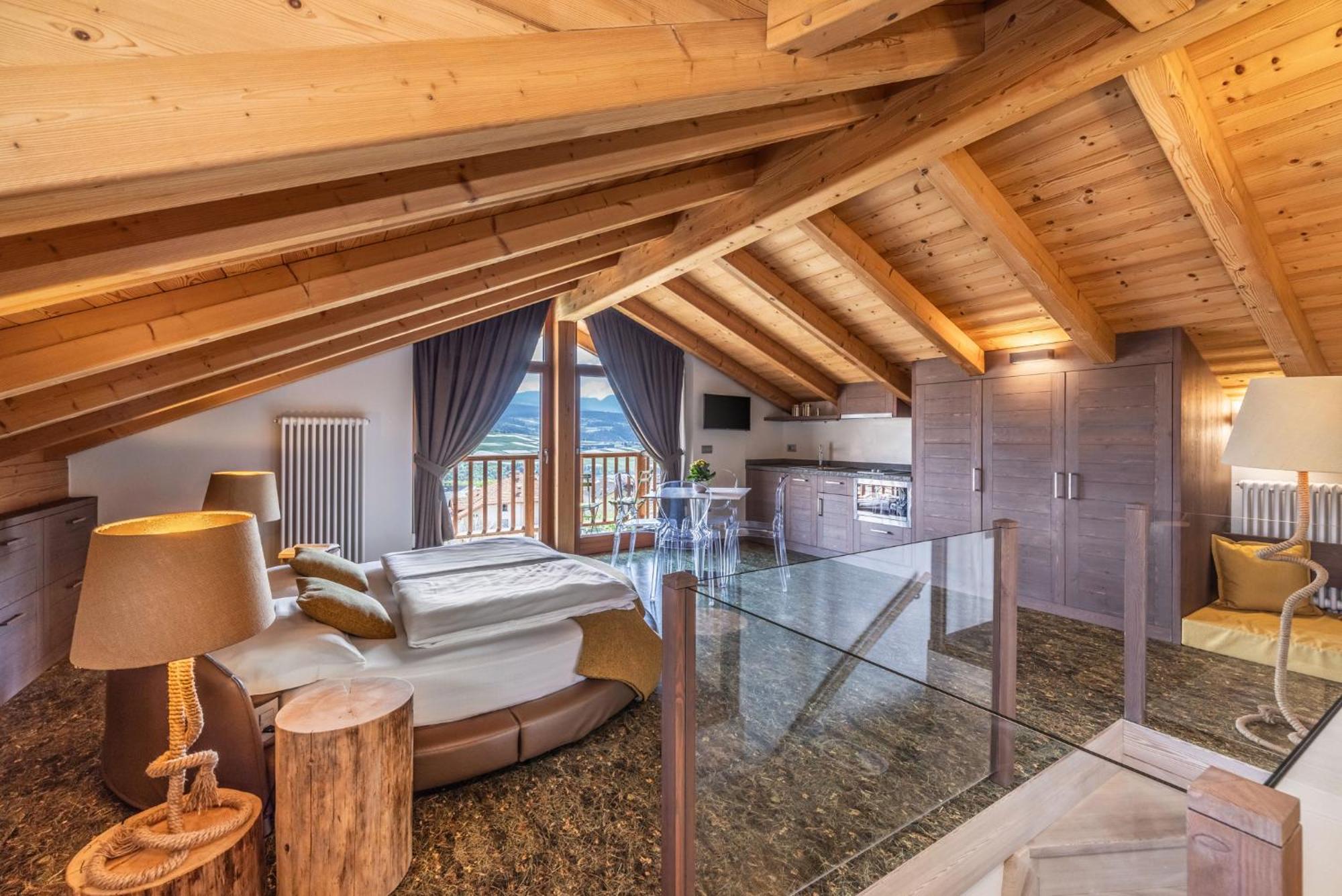 Horse House Bed & Breakfast Romallo Eksteriør bilde